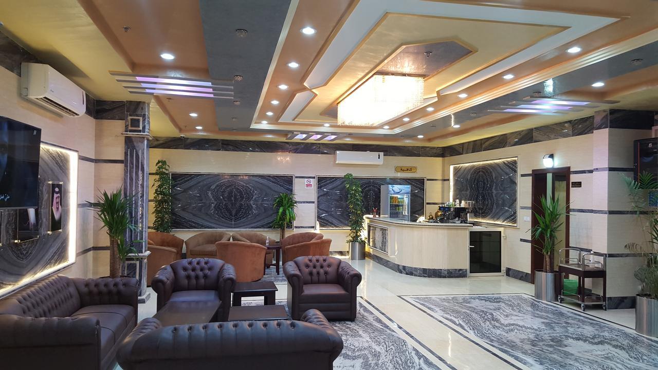 Al Manzil Almutmeez Lejlighedshotel Jeddah Eksteriør billede