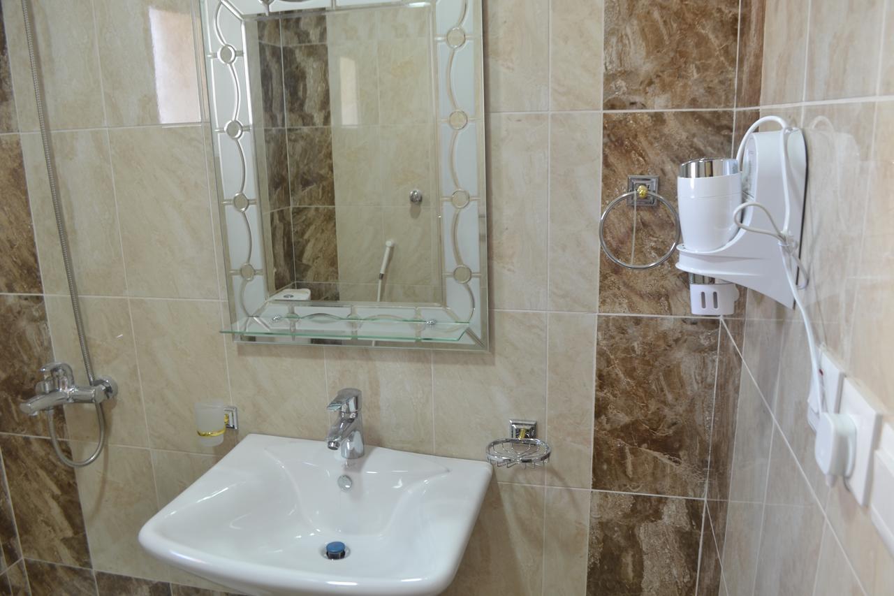 Al Manzil Almutmeez Lejlighedshotel Jeddah Eksteriør billede